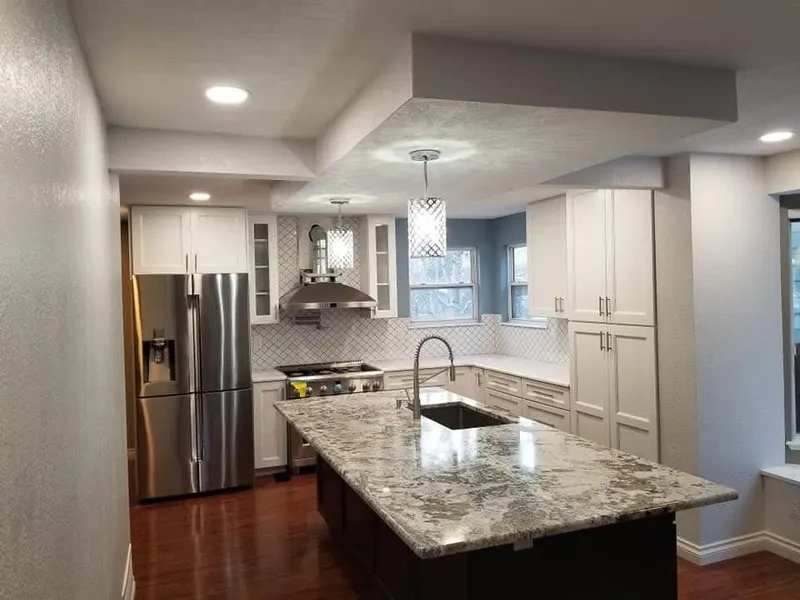 Modern Farmhouse Kitchen with Custom Cabinetry